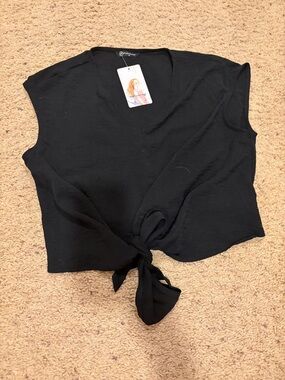 Unbranded Black V-Neck Tie-Front Crop Top